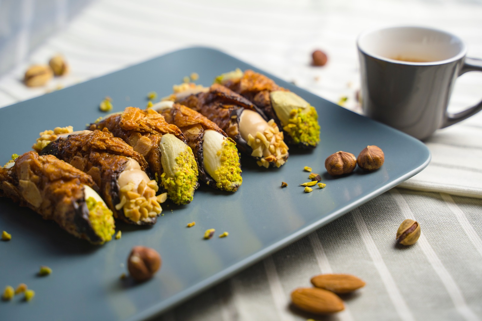 Cannoli al Limoncello